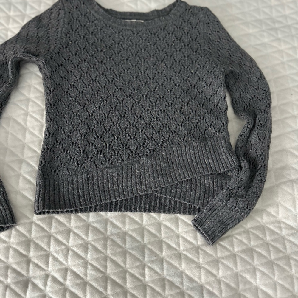 🎀 Tucker + Tate Dark Gray Knit Sweater
